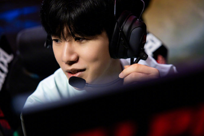 哈登与恩比 哈登与恩比